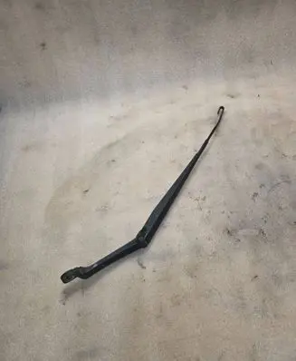 KIA Sportage Front wiper blade arm