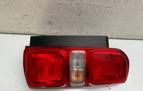 Peugeot Expert Rear/tail lights 9808243080