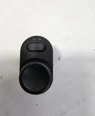 Opel Zafira A Wing mirror switch 09226861 1053T