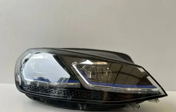 Volkswagen Golf VII Headlight/headlamp 5G1941082B
