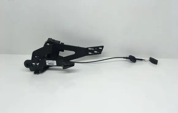 Ford Fusion Rear door lock 2N11N64A27BP