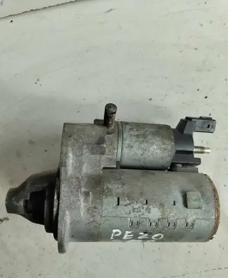 Peugeot 208 Starter motor 967153088002