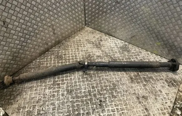Jaguar XJ X350 Middle center prop shaft C2C39454 5W934K145AB