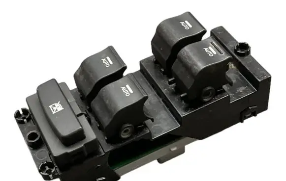Hyundai i40 Electric window control switch 39R4951000 935703Z0504X