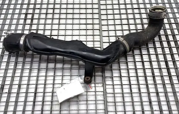 Audi A3 S3 8P Air intake hose/pipe 1K0145762AE