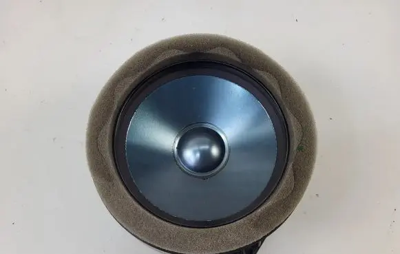 Mercedes-Benz CLK A209 C209 Subwoofer speaker A2038205102