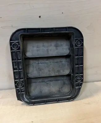Honda CR-V Quarter panel pressure vent 75450SMA