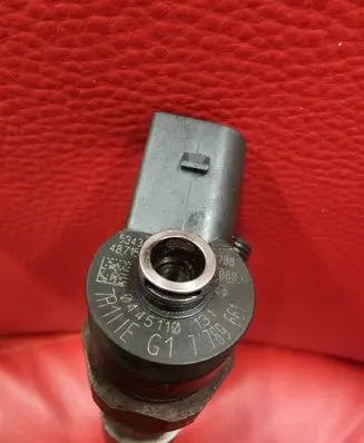 BMW X5 E53 Fuel injector