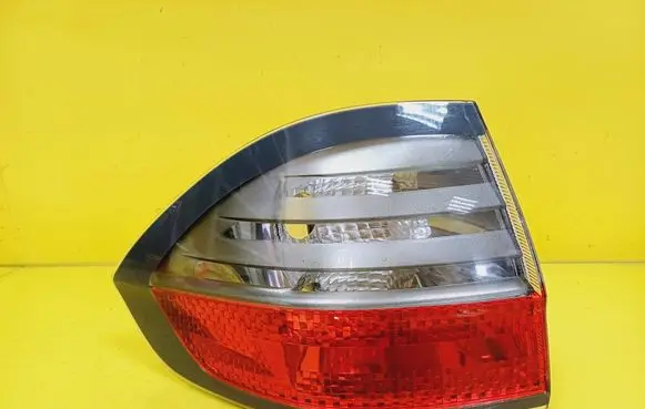 Ford S-MAX Rear/tail lights