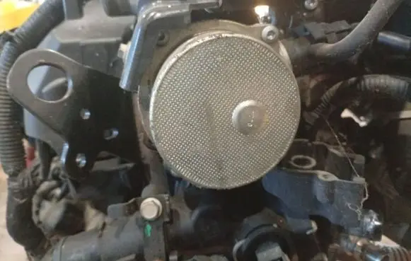 Nissan NV200 Vacuum pump 146505272R