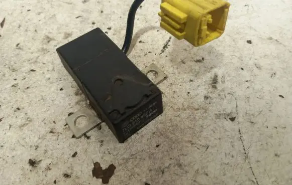 Audi A8 S8 D3 4E Fuse 7L0915457A 514160007