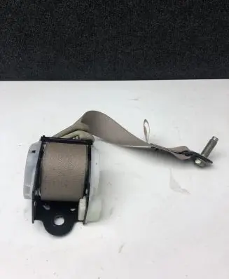 Nissan Murano Z51 Rear seatbelt 0437118