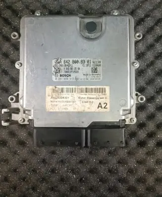 Mercedes-Benz X-class W470 Engine control unit/module ECU A6429008301