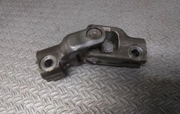 Toyota Prius (XW20) Steering column universal joint