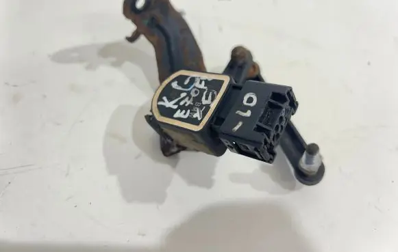 BMW X5 E70 Headlight level adjustment motor 
