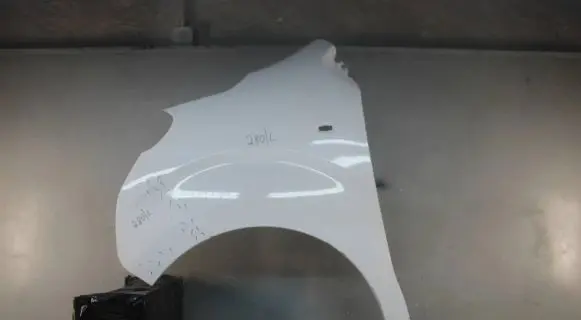 Toyota Proace Fender mounting bracket 