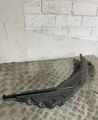 BMW 4 F32 F33 Other engine bay part 7331243 15677210