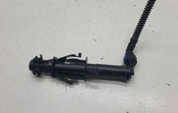 Skoda Octavia Mk4 Windshield washer spray nozzle 5E3955966F