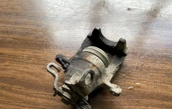 Peugeot 807 Rear brake caliper
