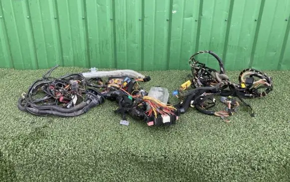 Renault Master III Engine installation wiring loom 221000328200 8200427790