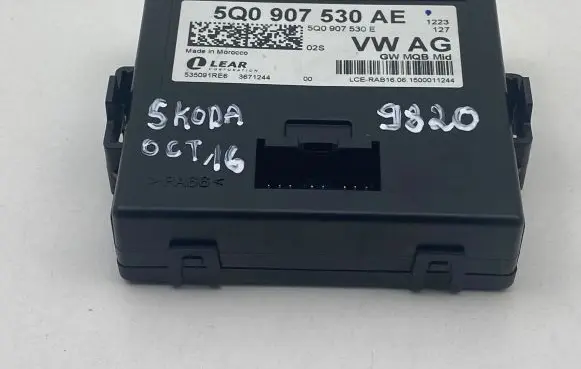 Skoda Octavia Mk3 (5E) Gateway control module 5Q0907530E 5Q0907530AE