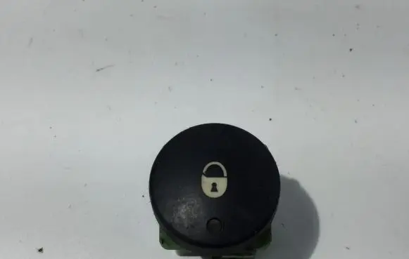Citroen Berlingo Central locking switch button 
