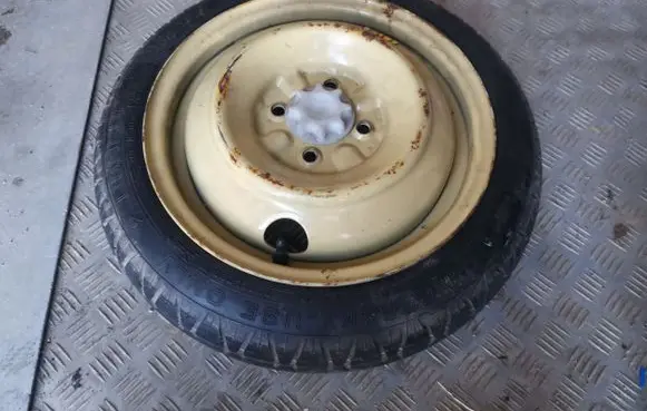 Toyota Yaris R14 spare wheel T11570D14