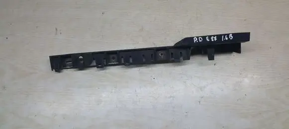 BMW 1 E81 E87 Front bumper mounting bracket 51777184356