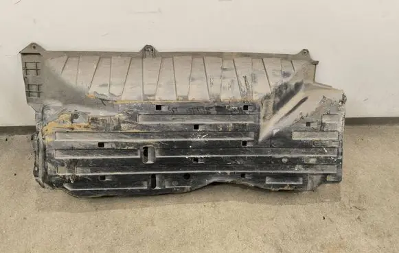 Honda CR-V Center/middle under tray cover 74613T1GAG0