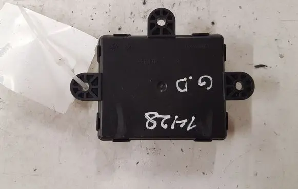 Volvo V60 Door control unit/module 31318962 A2C53304052 A2C5330405005