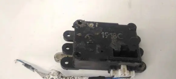 Mazda 121 Air flap motor/actuator 1918c