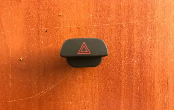 Ford Mondeo Mk III Hazard light switch