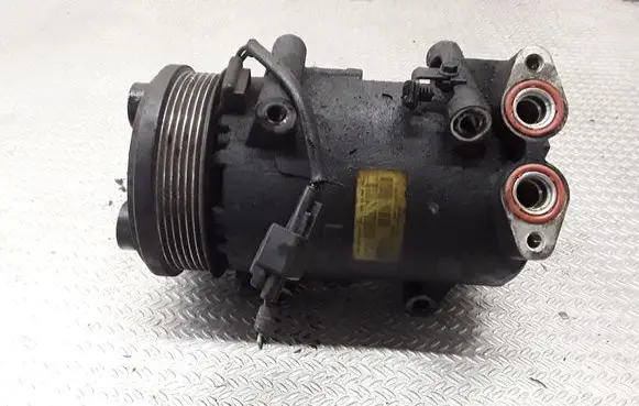 Ford Focus Air conditioning (A/C) compressor (pump) 3M5M19D629KE