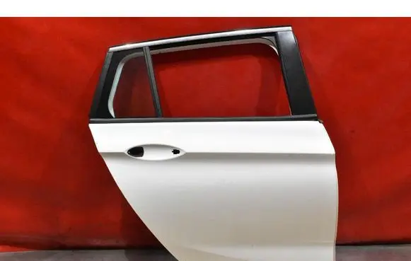 Bedford Astra Rear door
