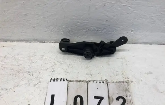 BMW X5 E70 Engine bonnet (hood) release handle 51437148521
