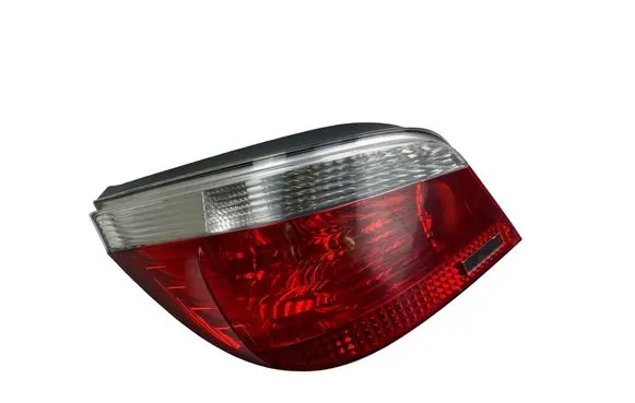 BMW 5 E60 E61 Rear/tail lights 6910767