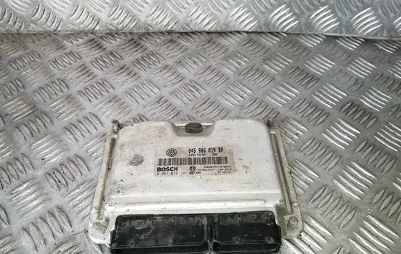 Volkswagen Polo IV 9N3 Engine control unit/module 045906019BP 0281012194