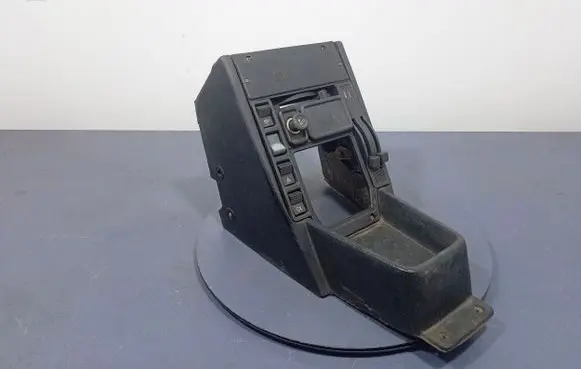 Daewoo Polonez Center console 