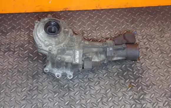 Jeep Compass Gearbox transfer box case 05273456AB 16MB35