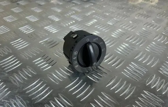 Audi Q7 4L Light switch 4F2941531D