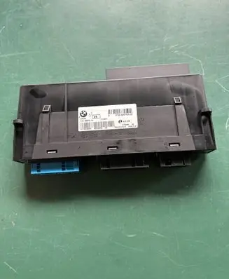 BMW X3 F25 Comfort/convenience module 9267535 8033052 51762AE01