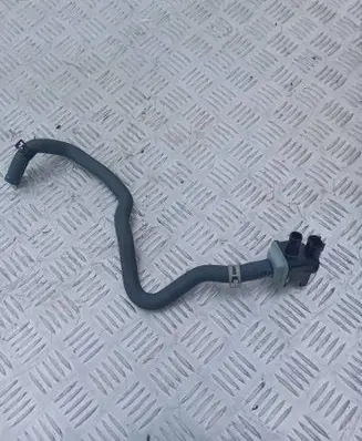 Lexus NX Vacuum valve 1362007110