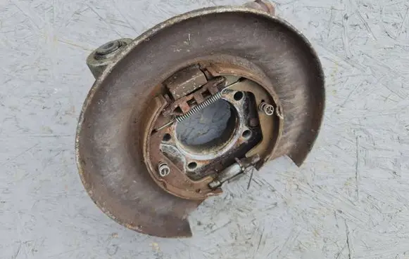 Volvo V70 Rear wheel hub spindle/knuckle 9200624