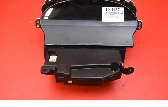 Toyota Yaris Verso Speedometer (instrument cluster) 4F090728304