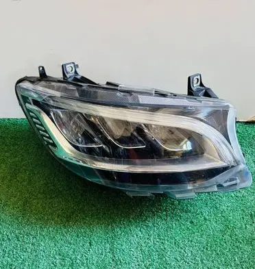 Mercedes-Benz Sprinter W907 W910 Headlight/headlamp A9109067200