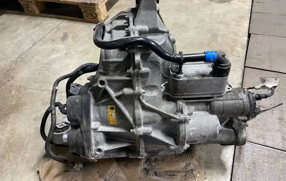Tesla Model Y Electric car motor 1685000DEL 162763660G 248905901B