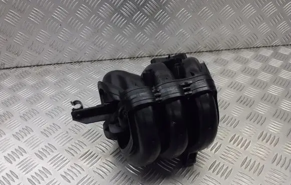 Toyota Aygo AB10 Intake manifold