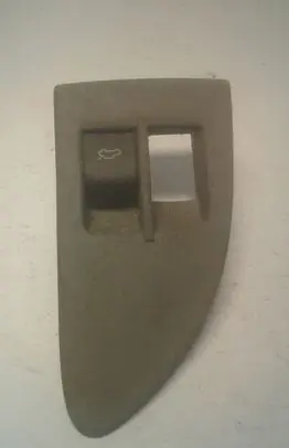 Volkswagen PASSAT B5.5 Tailgate opening switch 1J0959831A