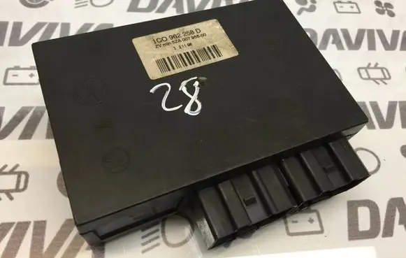 Volkswagen Golf IV Comfort/convenience module 1C0962258D 5ZA007955-00