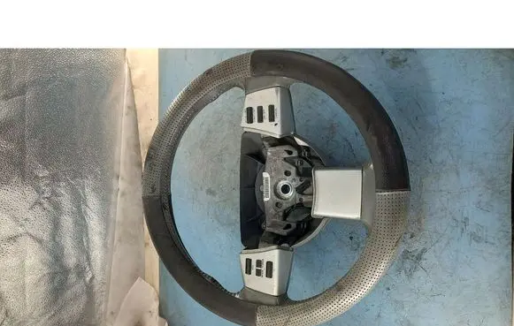 Nissan Quest Steering wheel 